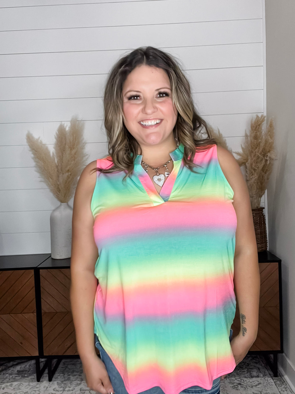 Dear Scarlett "Rockwell" Sleeveless Lizzy