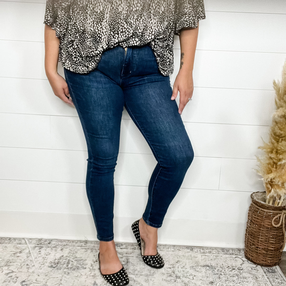Judy Blue Lace Patch Skinny Jeans – Lola Monroe Boutique