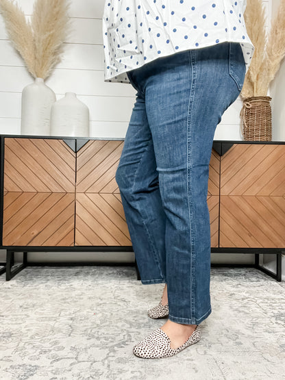 Judy Blue "Sweeter Than" Tummy Control Straight Leg Jeans (Petite)