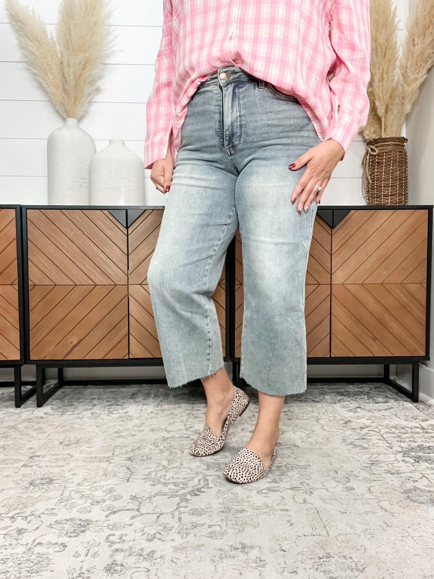 Judy Blue "Smashing and Dashing" Tummy Control Wide Leg Crop