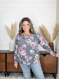 Dear Scarlett "Runaway" Floral Round Neck Weekender with Pockets