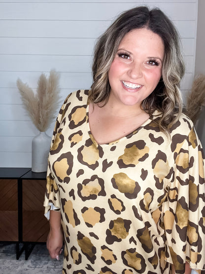 "Switch Up" Animal Print V Neck Tulip Sleeve
