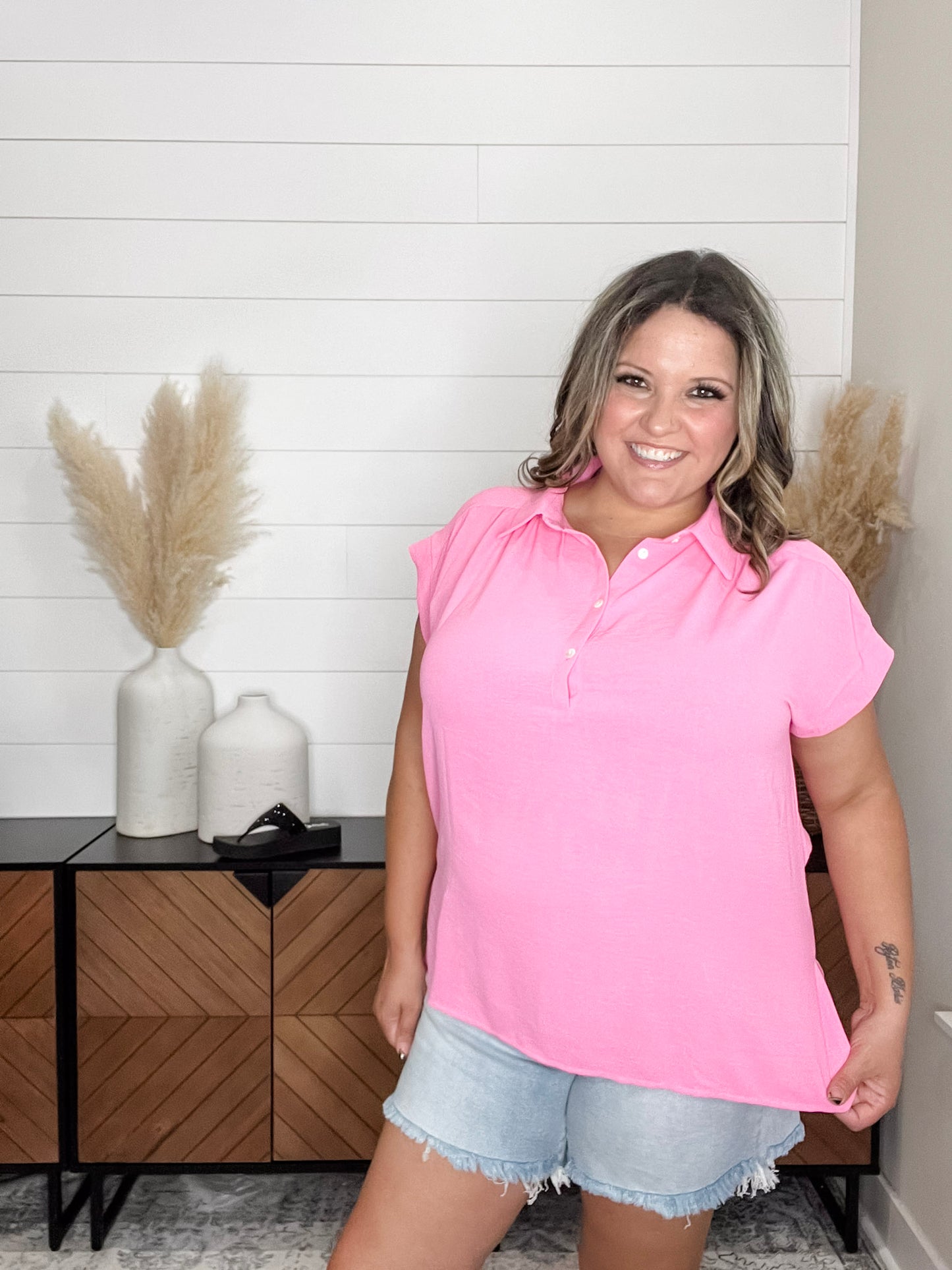 "Bailee" Collared Cap Sleeve Blouse with Front Buttons (Pink Cosmos)