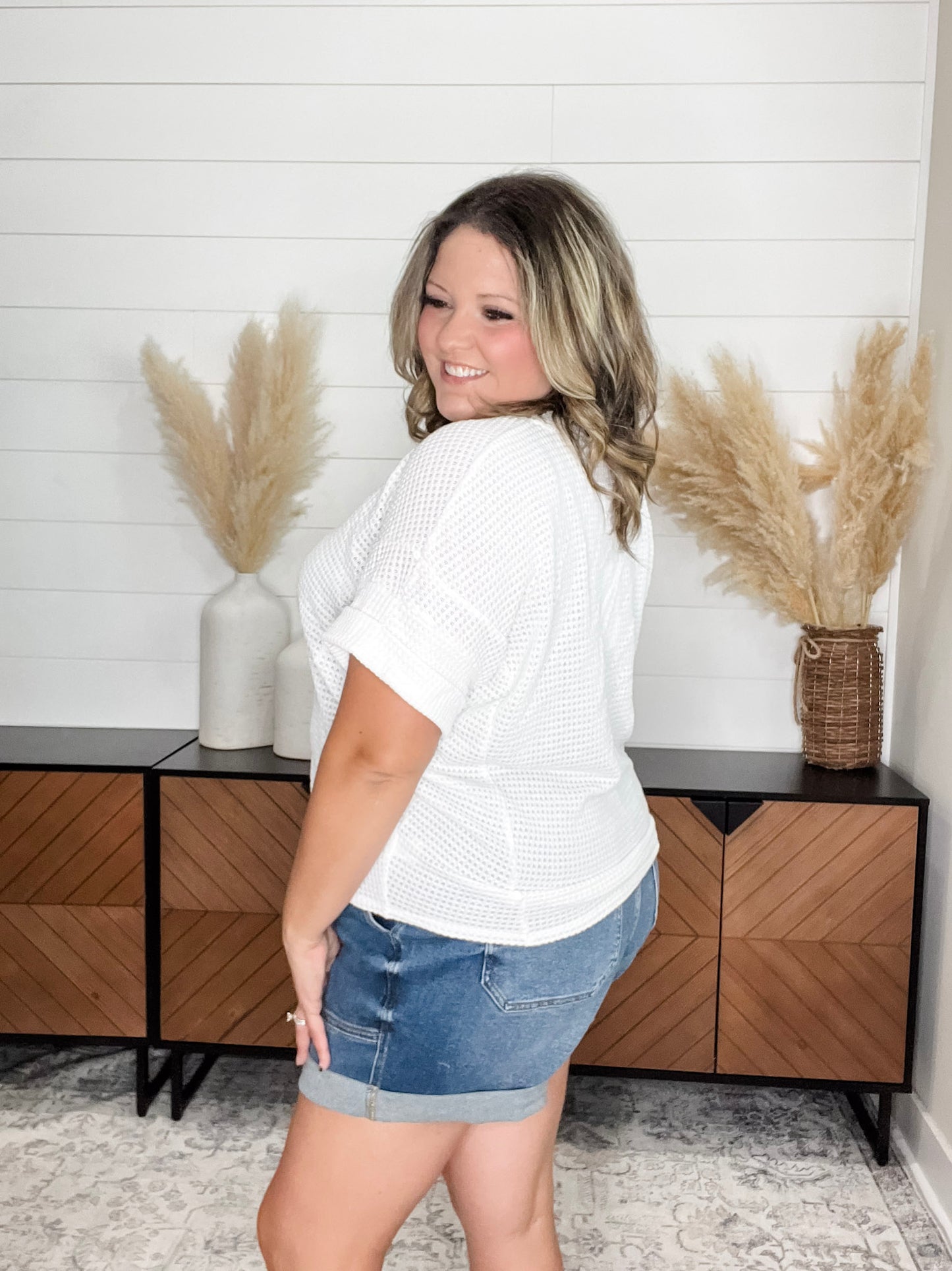 "Honeycomb" Cuffed Short Sleeve Waffle Texture Top (Ivory)