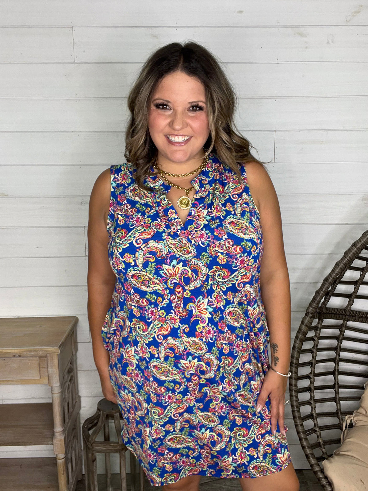 Dear Scarlett "Snapper' Sleeveless Split Neck Dress with Pockets