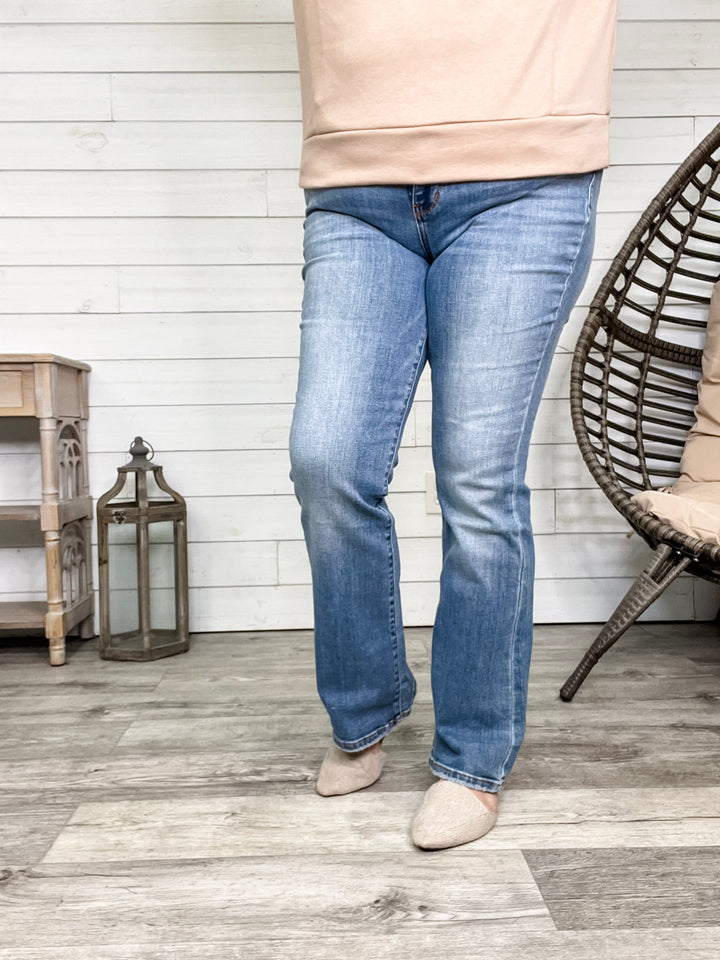 Judy Blue "All Smiles" Bootcut Jeans