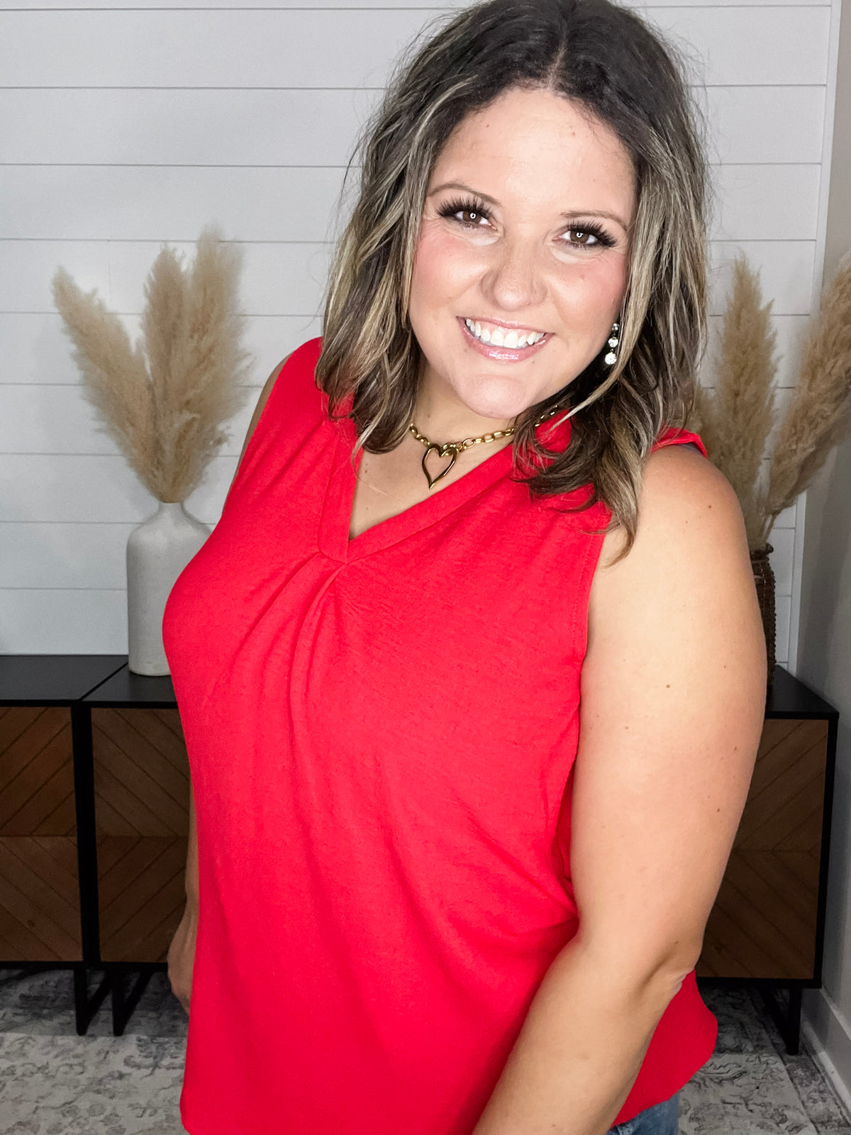 "Swanton" Deep V Tank with Front Pleat (Red)