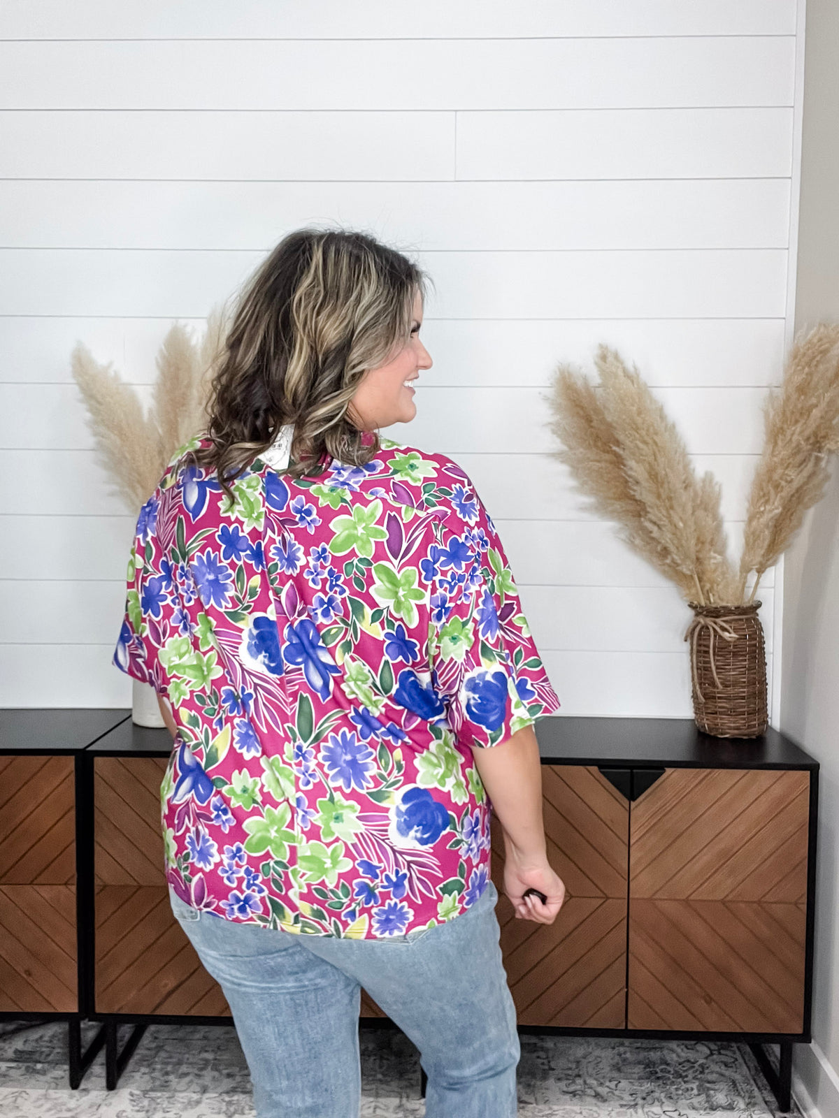 "Royalty" V Neck Dolman