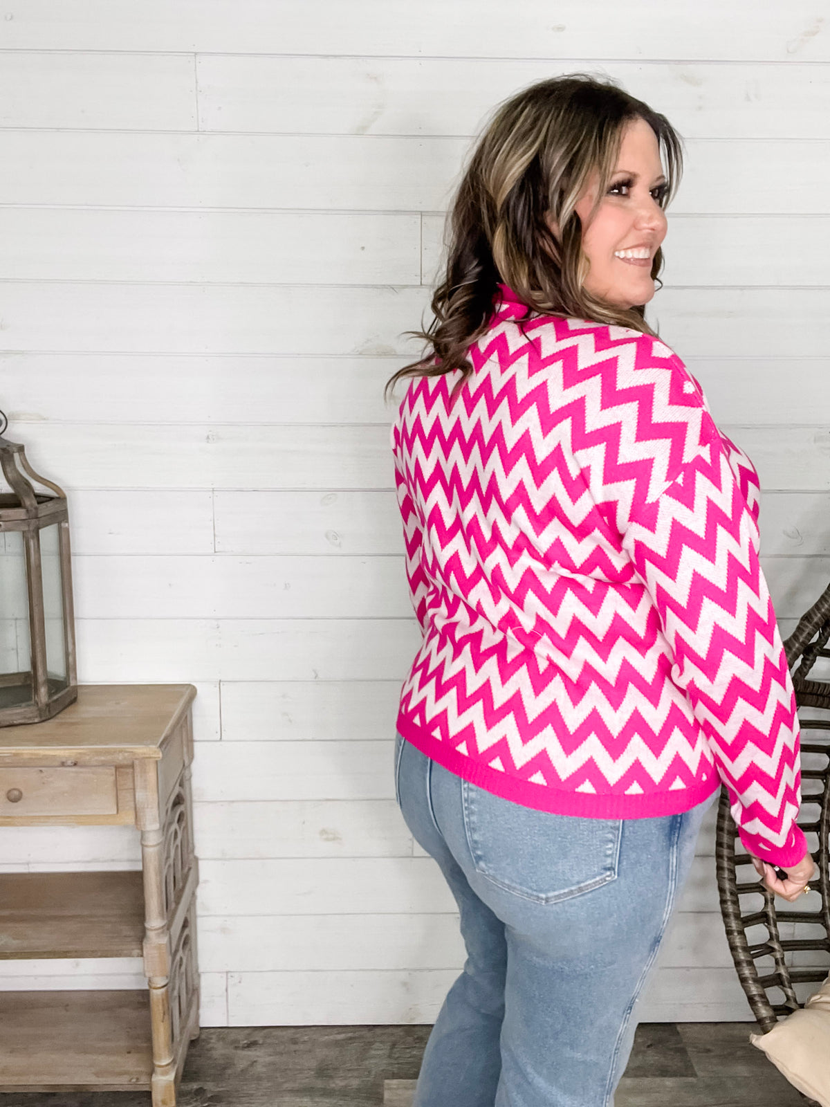 "Zig Zag" Long Sleeve Crewneck Sweater (Fuchsia)