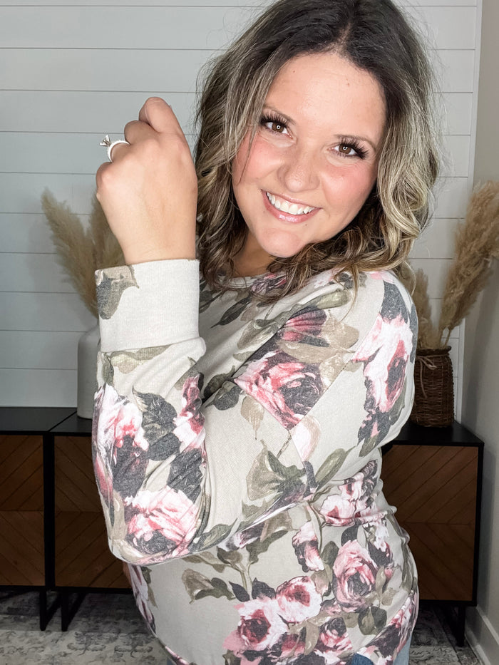 Dear Scarlett "Sullivan" Floral Long Sleeve Weekender