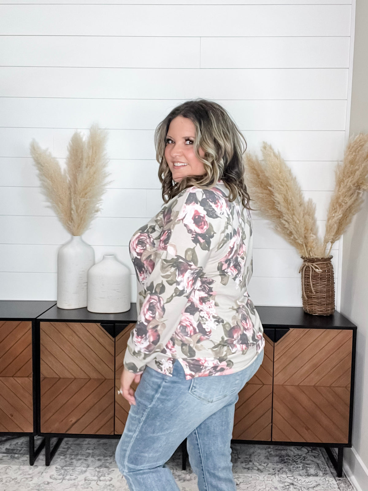 Dear Scarlett "Sullivan" Floral Long Sleeve Weekender
