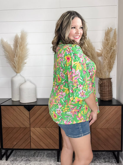 "Given" Short Ruffled Sleeve U Neck