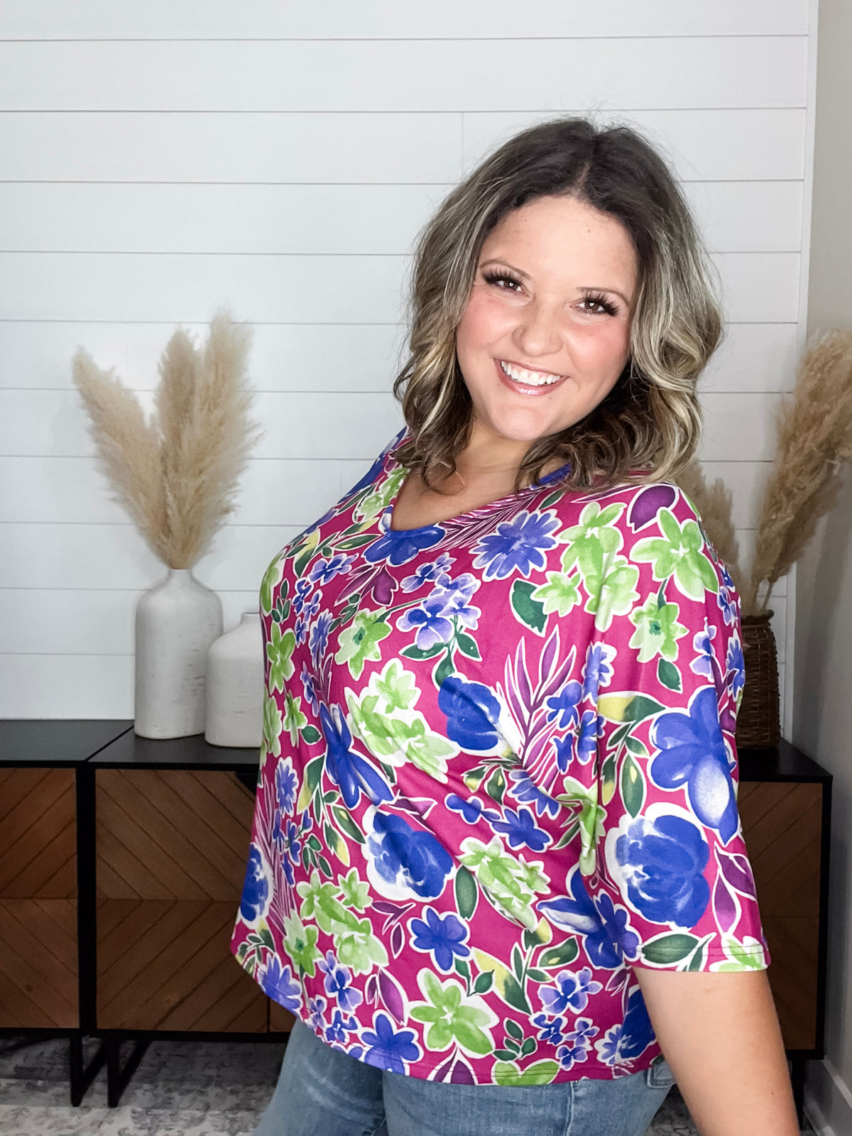 "Royalty" V Neck Dolman