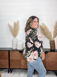 Dear Scarlett "Novel" Floral 3/4 Sleeve Split Neck
