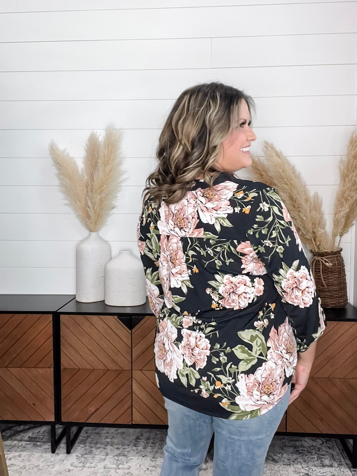 Dear Scarlett "Novel" Floral 3/4 Sleeve Split Neck