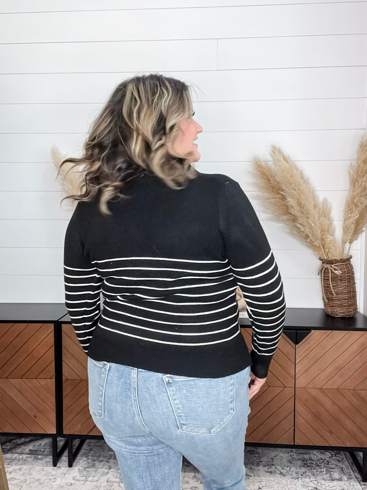 "Newsworthy" Long Sleeve Split Neck Sweater (Black)