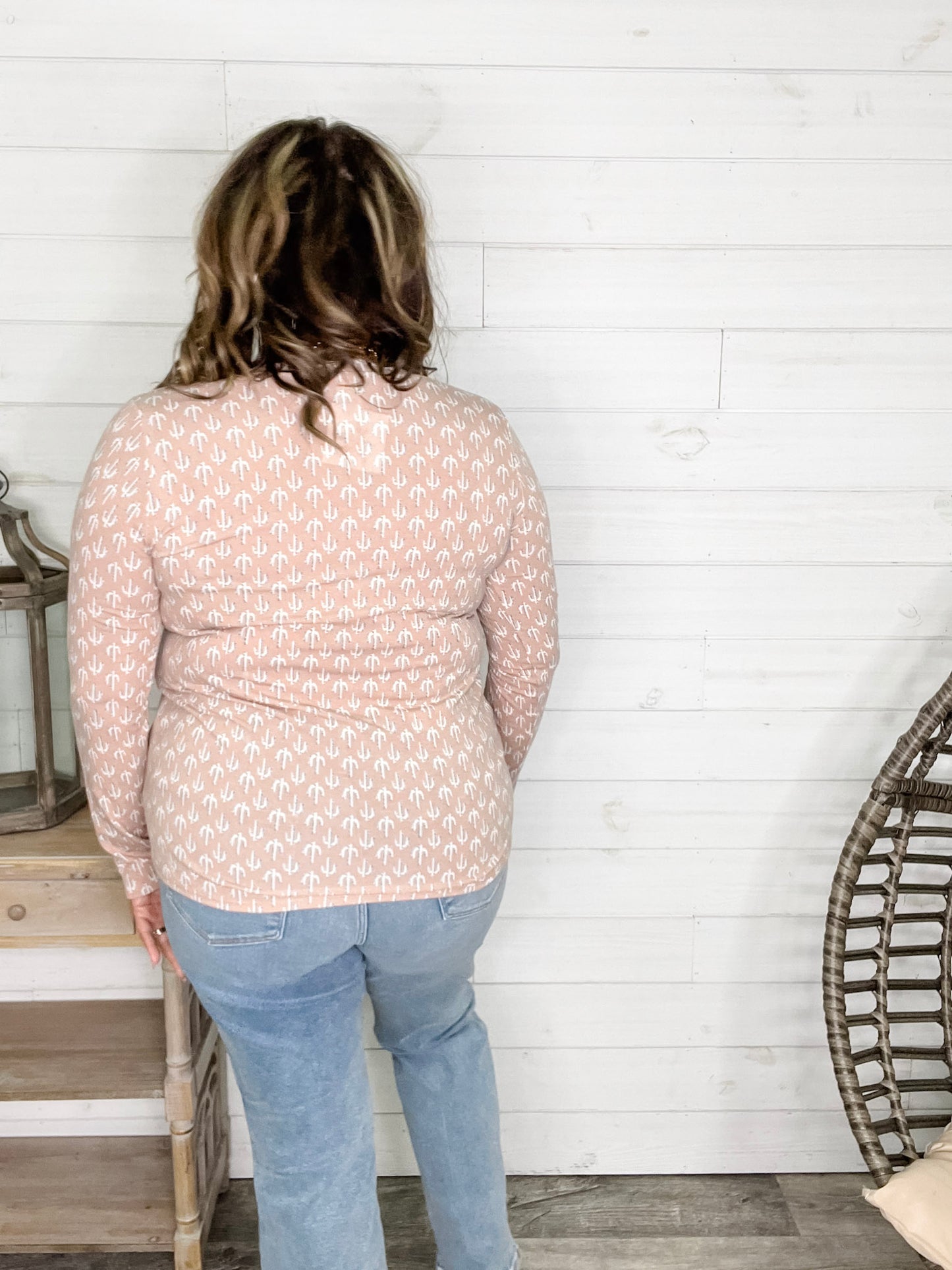 "Saguara" Long Sleeve V Neck