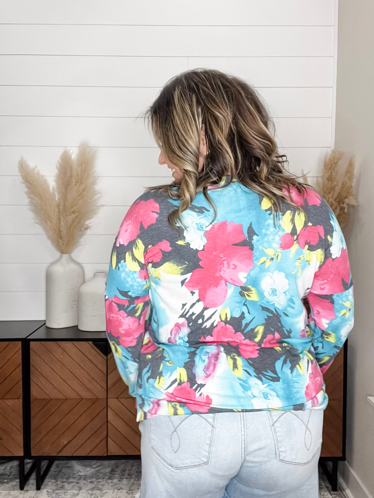 Dear Scarlett "Can't Stop" Floral Long Sleeve Weekender Style