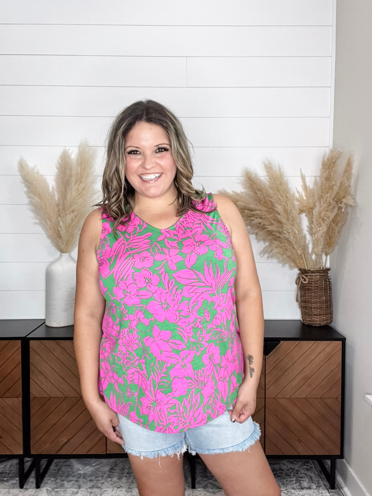 Dear Scarlett "Harvard" U Neck Tank Top