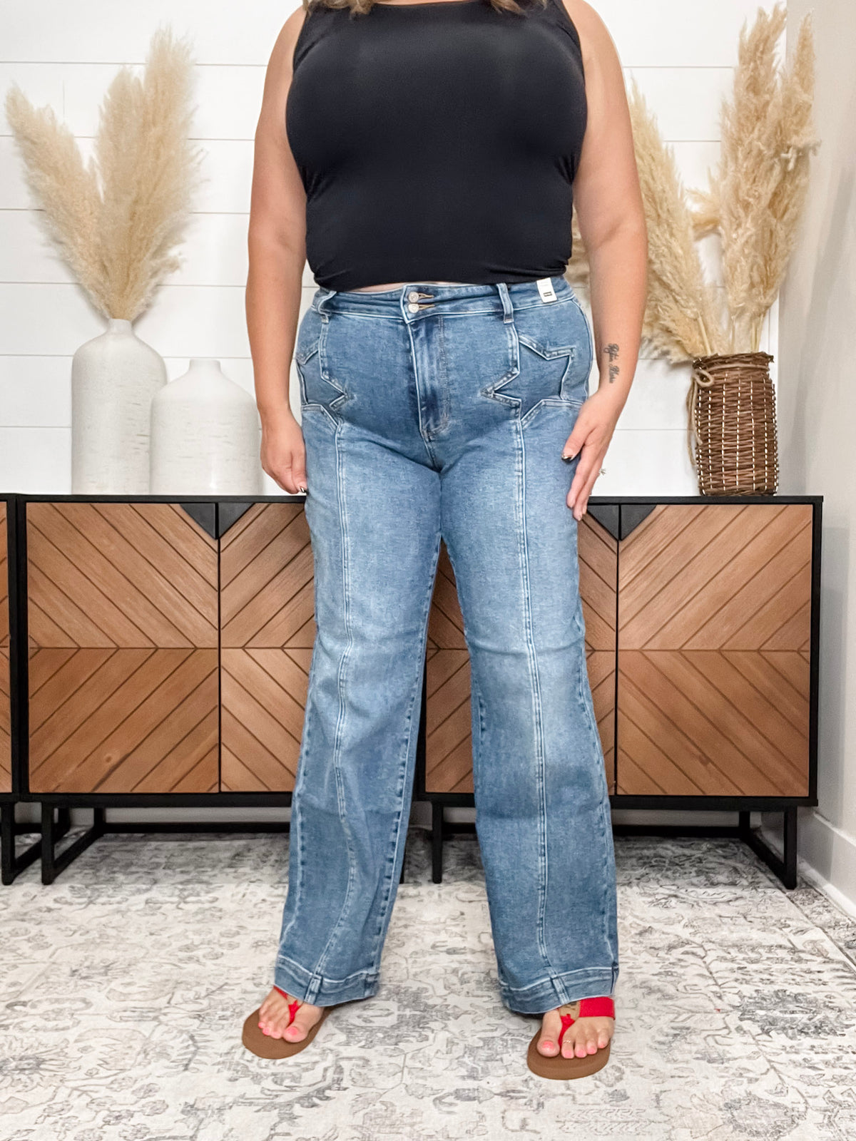 Judy Blue Star Detail Wide Leg Jeans