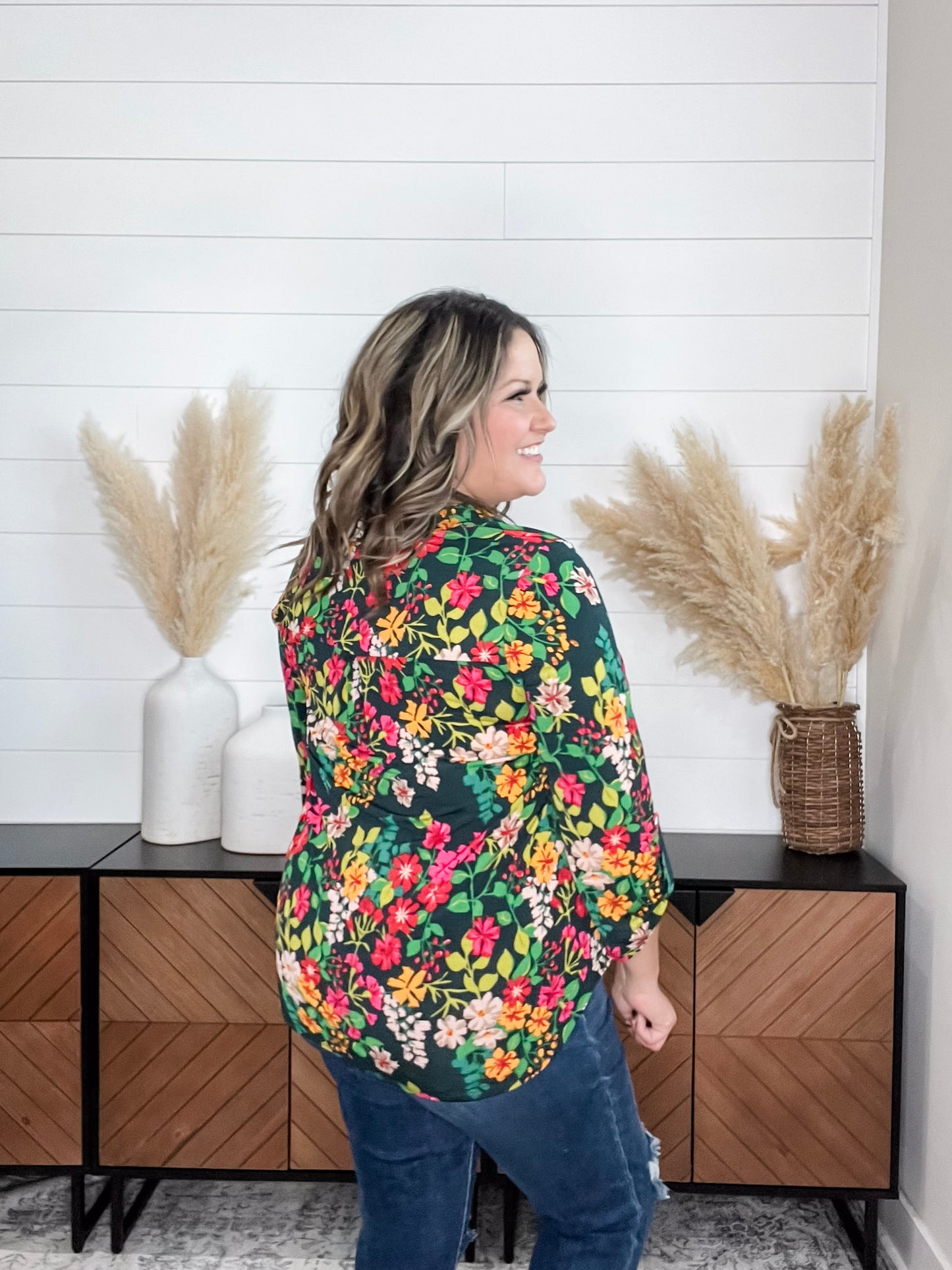 "Clayton" Floral Lizzy 3/4 Sleeve Split Neck