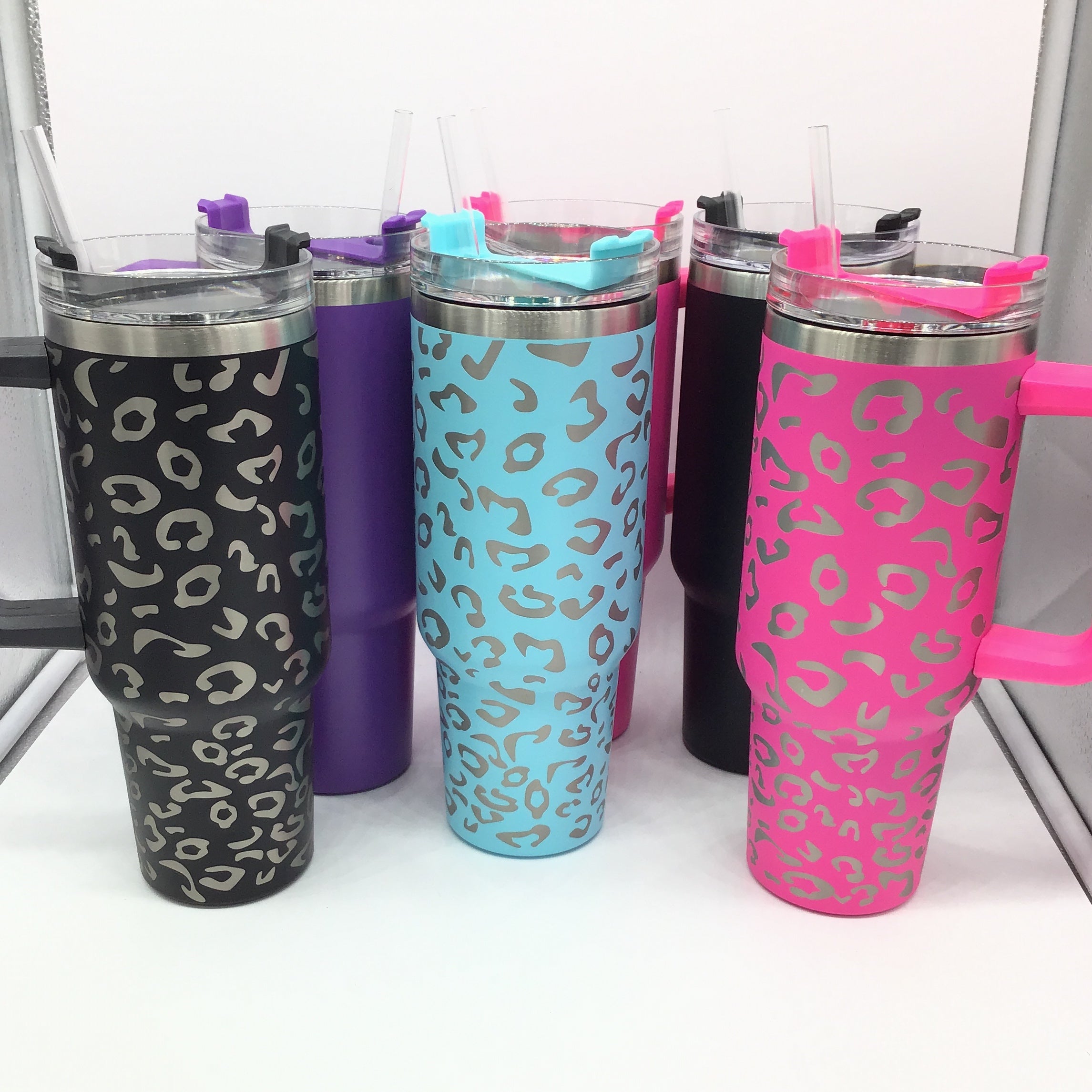 40 Ounce Insulated Tumbler Dupes (Multiple Colors)-Lola Monroe Boutique