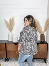 Dear Scarlett "Moment" V Neck 3/4 Bell Sleeve