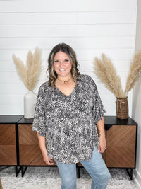 Dear Scarlett "Moment" V Neck 3/4 Bell Sleeve