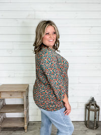 "Triangle" 3/4 Sleeve Button Front Lizzy Luxe
