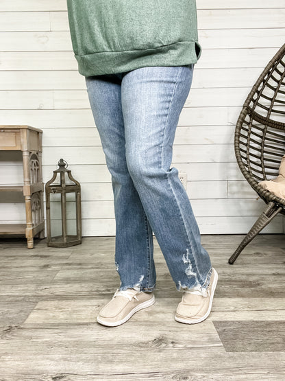 Judy Blue "Dizzy" Distressed Straight Leg
