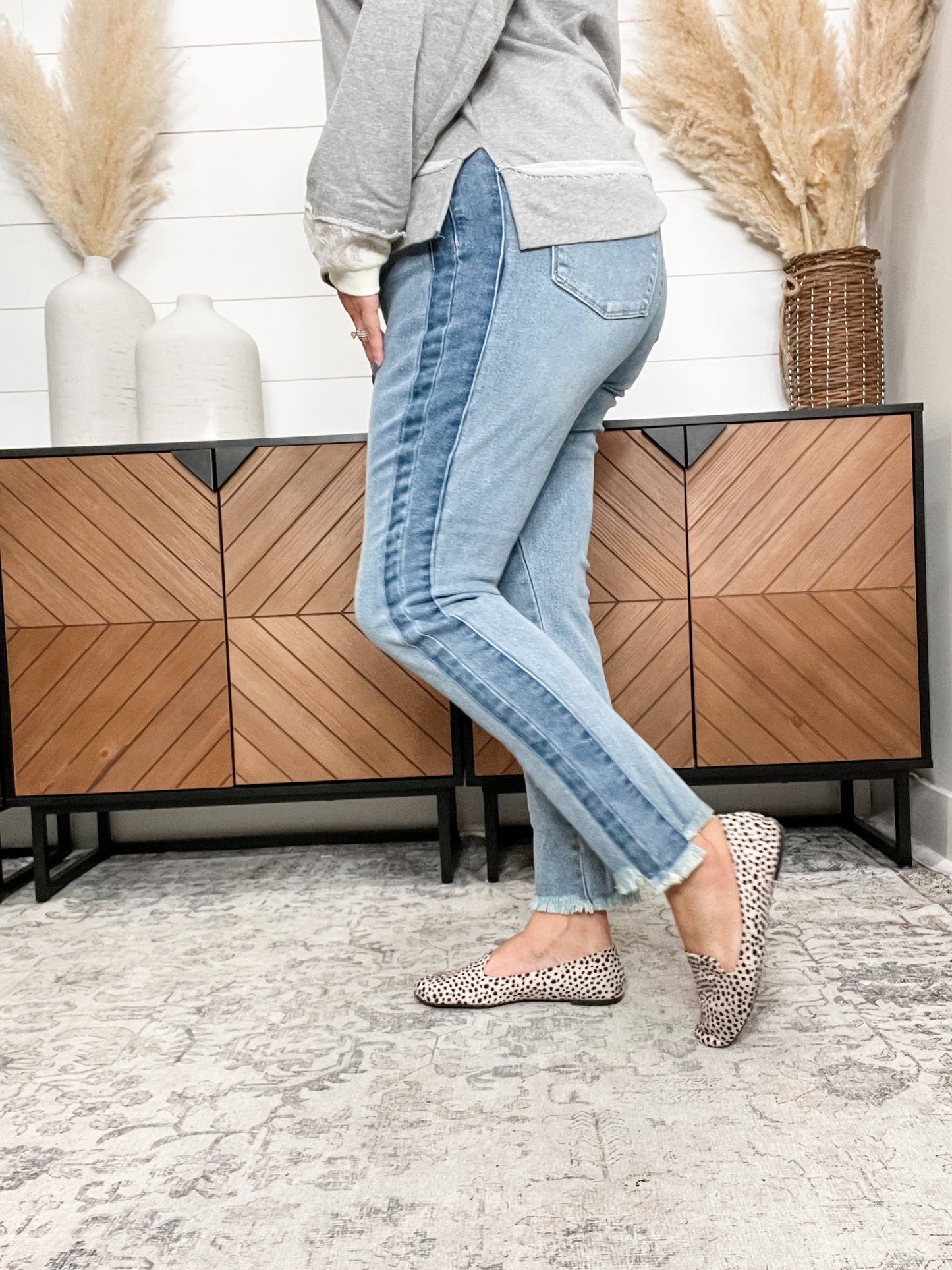Judy Blue "Seems Good" Side Seam Slim Fit Jeans