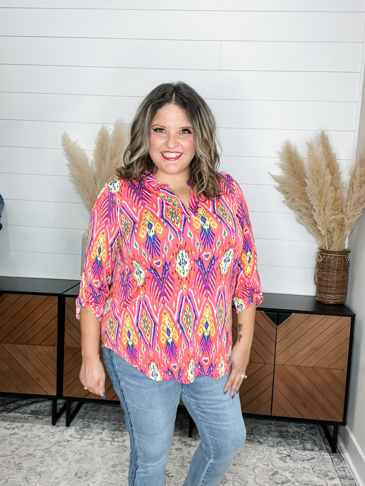 Dear Scarlett "Amberjack" 3/4 Sleeve Split Neck