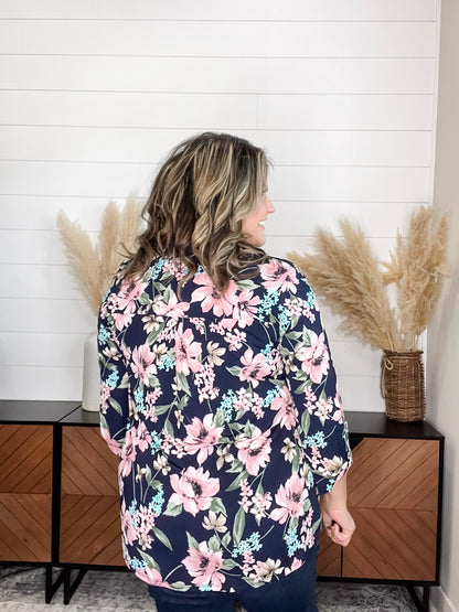 "It's Me Again" Floral Print Lizzy 3/4 Sleeve Split Neck