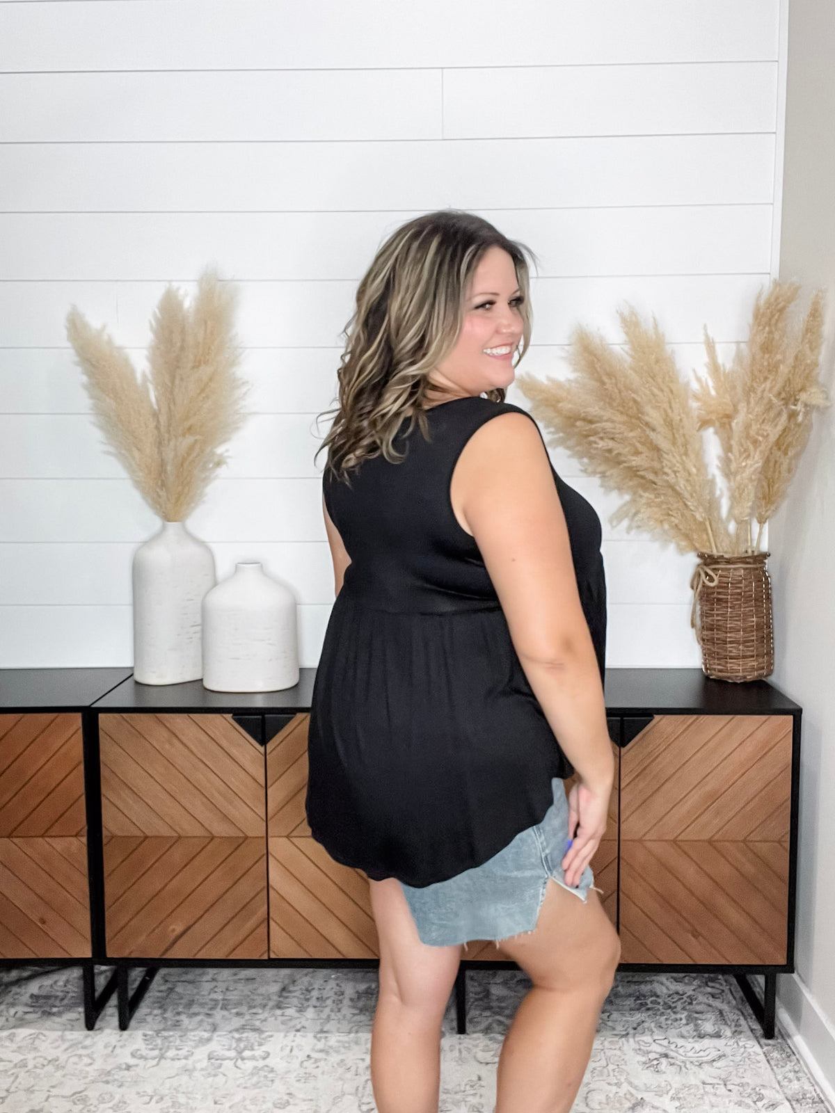 "Lottie" Babydoll V Neck Tank Top (Black)