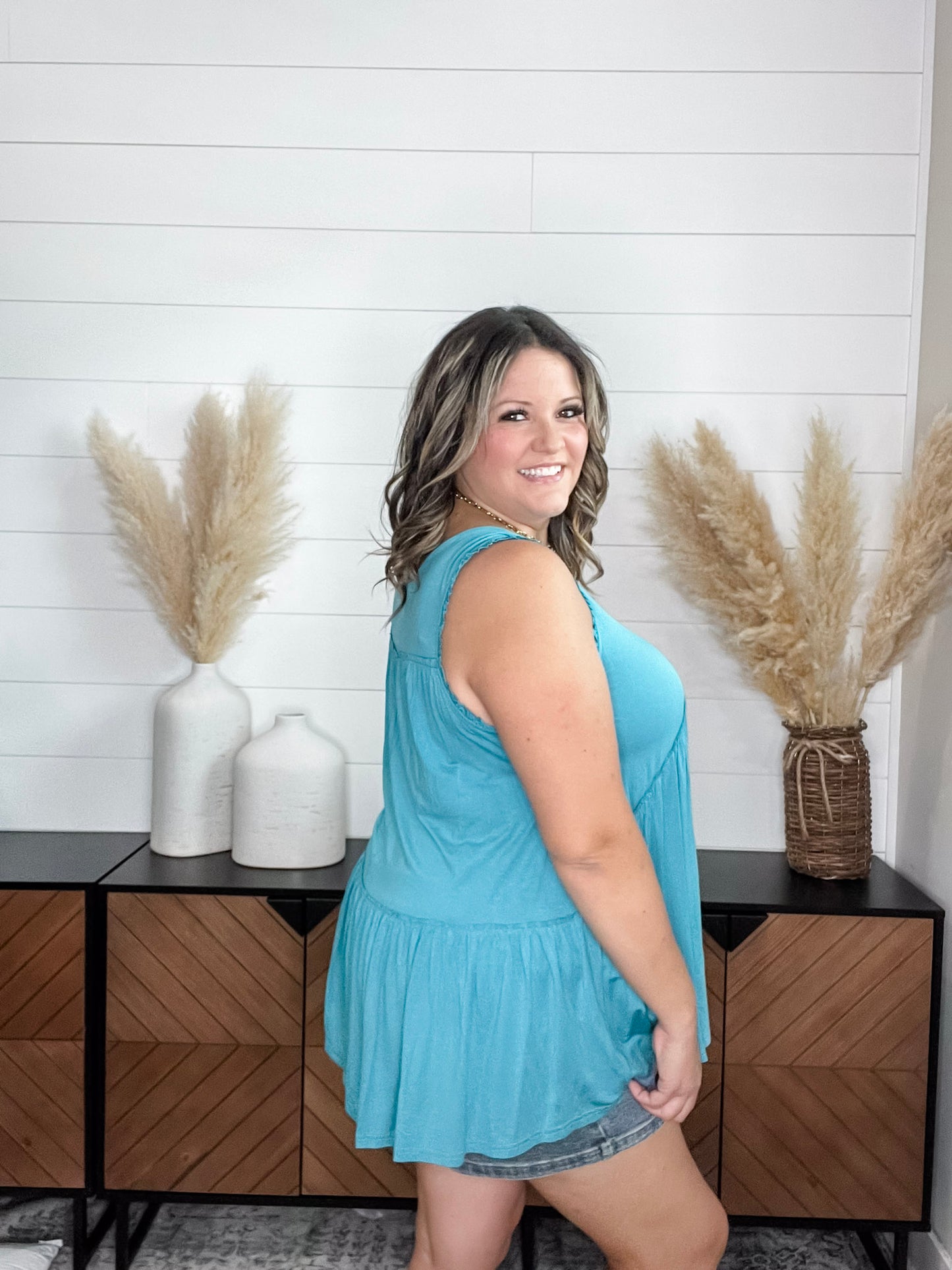 "Maine" Oversized Ruffle Tank