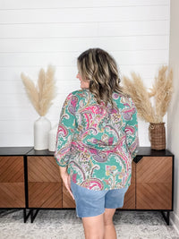 Dear Scarlett "Deceived" Lizzy 3/4 Sleeve Split Neck