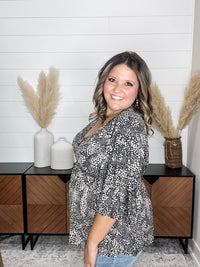 Dear Scarlett "Moment" V Neck 3/4 Bell Sleeve