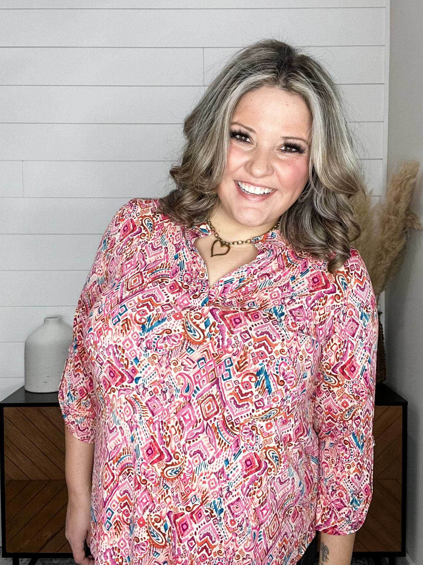 Dear Scarlett "Flamingo" 3/4 Sleeve Split Neck