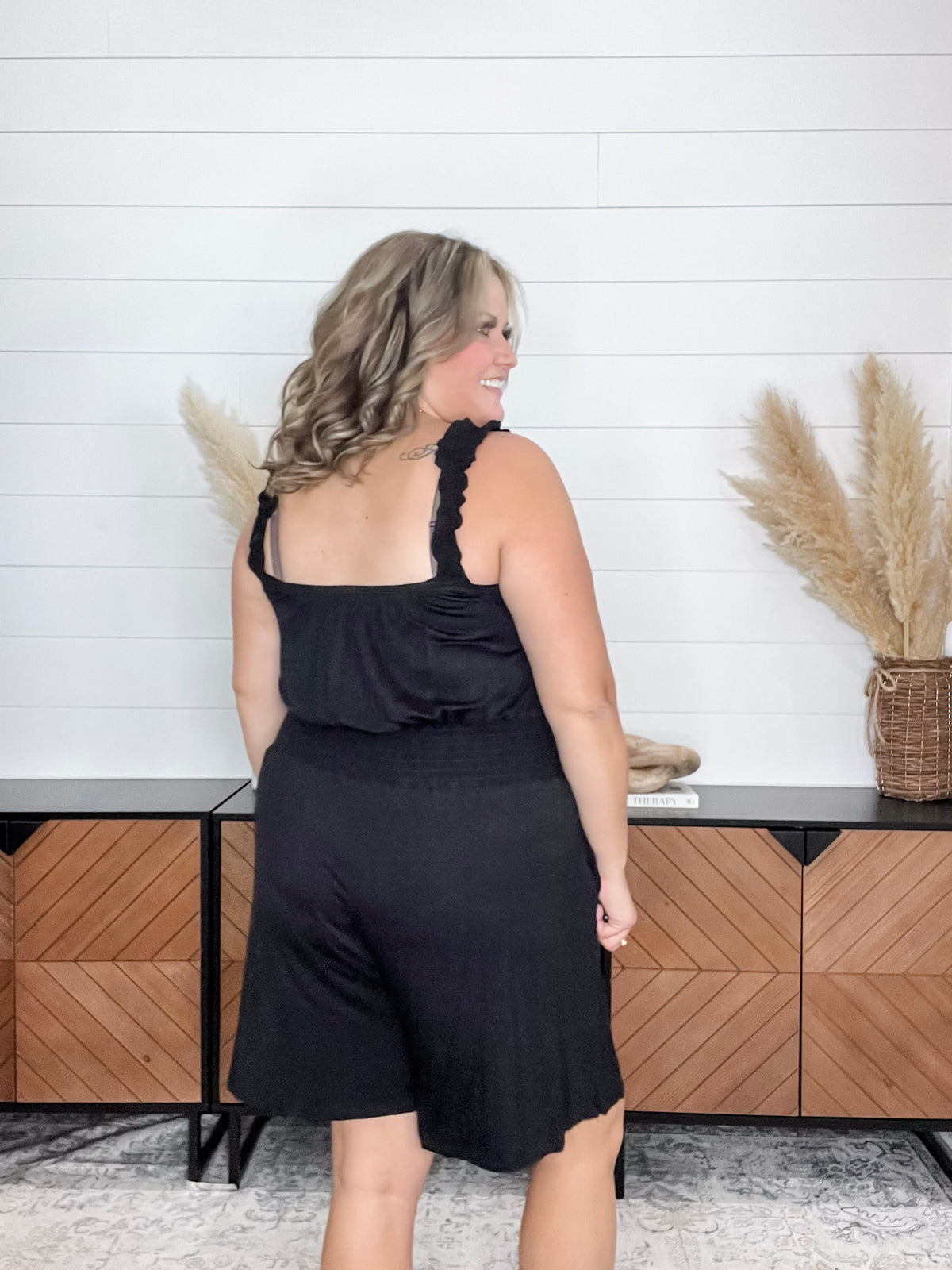 "Ripple" Ruffle Strap Romper (Black)