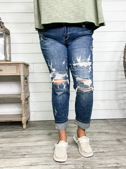 Judy Blue "Welcome to the Party" Boyfriend Jeans