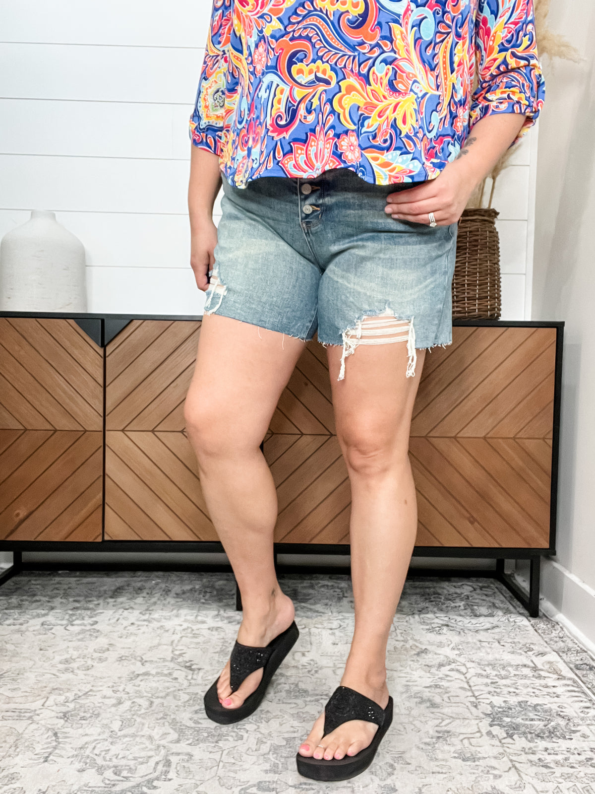 Judy Blue "She Pretty" Button fly Destroyed Shorts