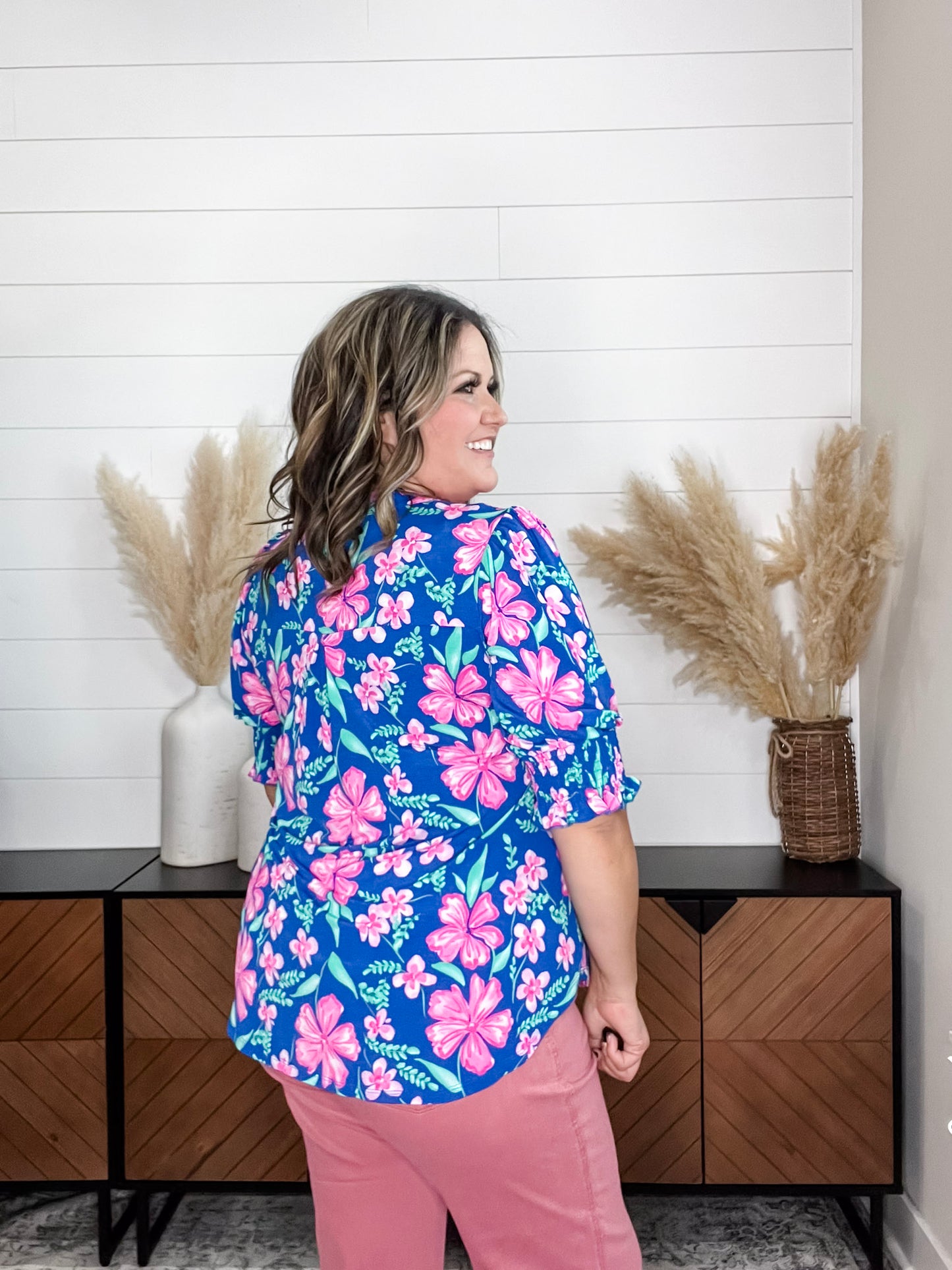 "Corning" 3/4 Smocked Sleeve Split Neck