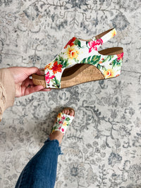 Corkys "Carley" Wedge Sandal (White Floral)