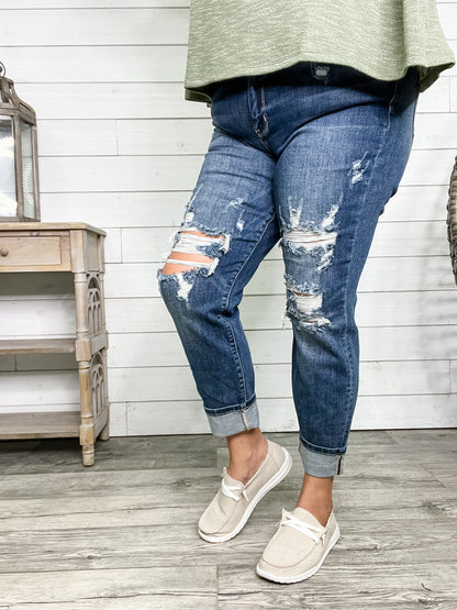 Judy Blue "Welcome to the Party" Boyfriend Jeans