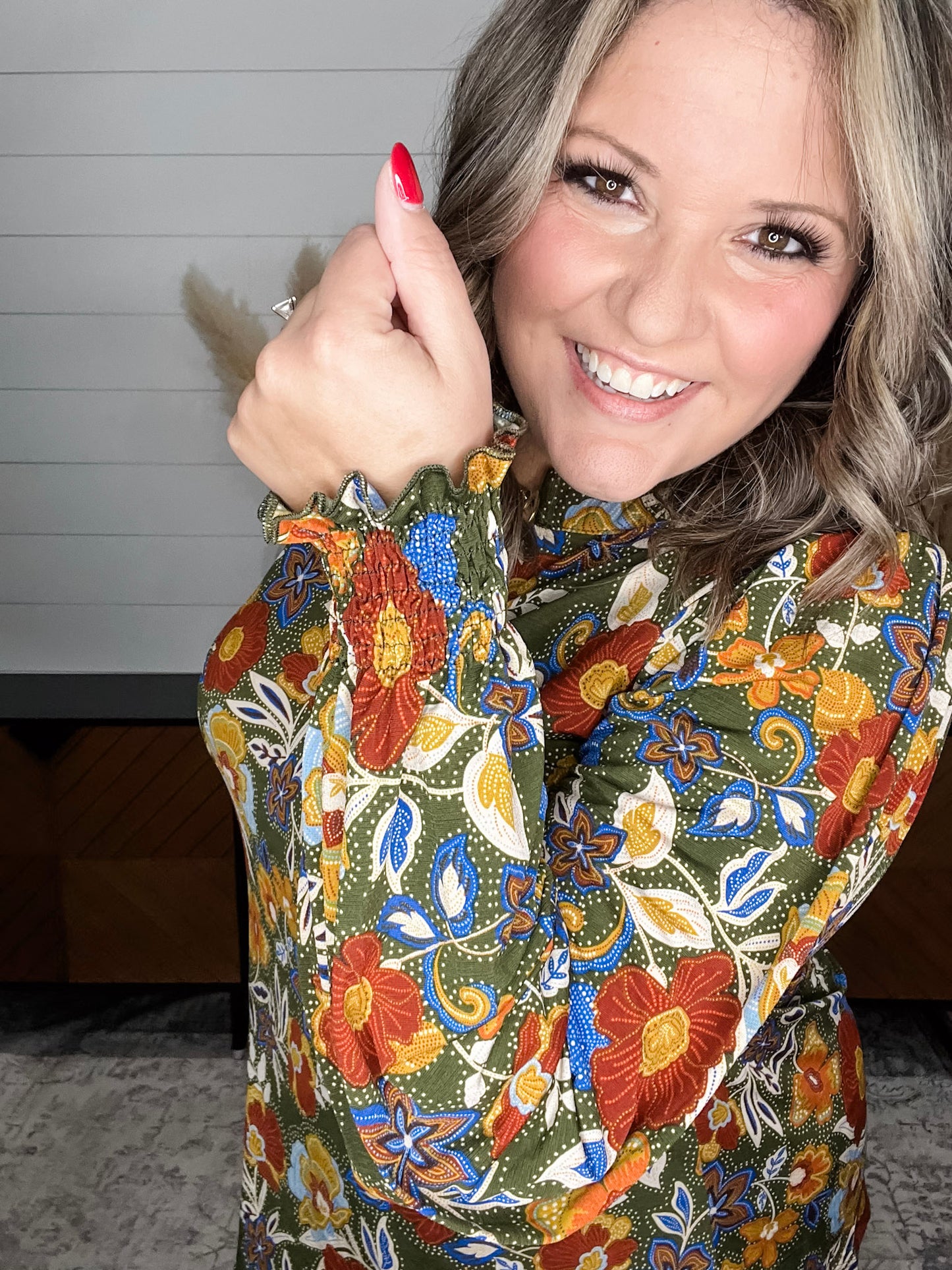 "Bryant" Smocked Wrist Long Sleeve Split Neck