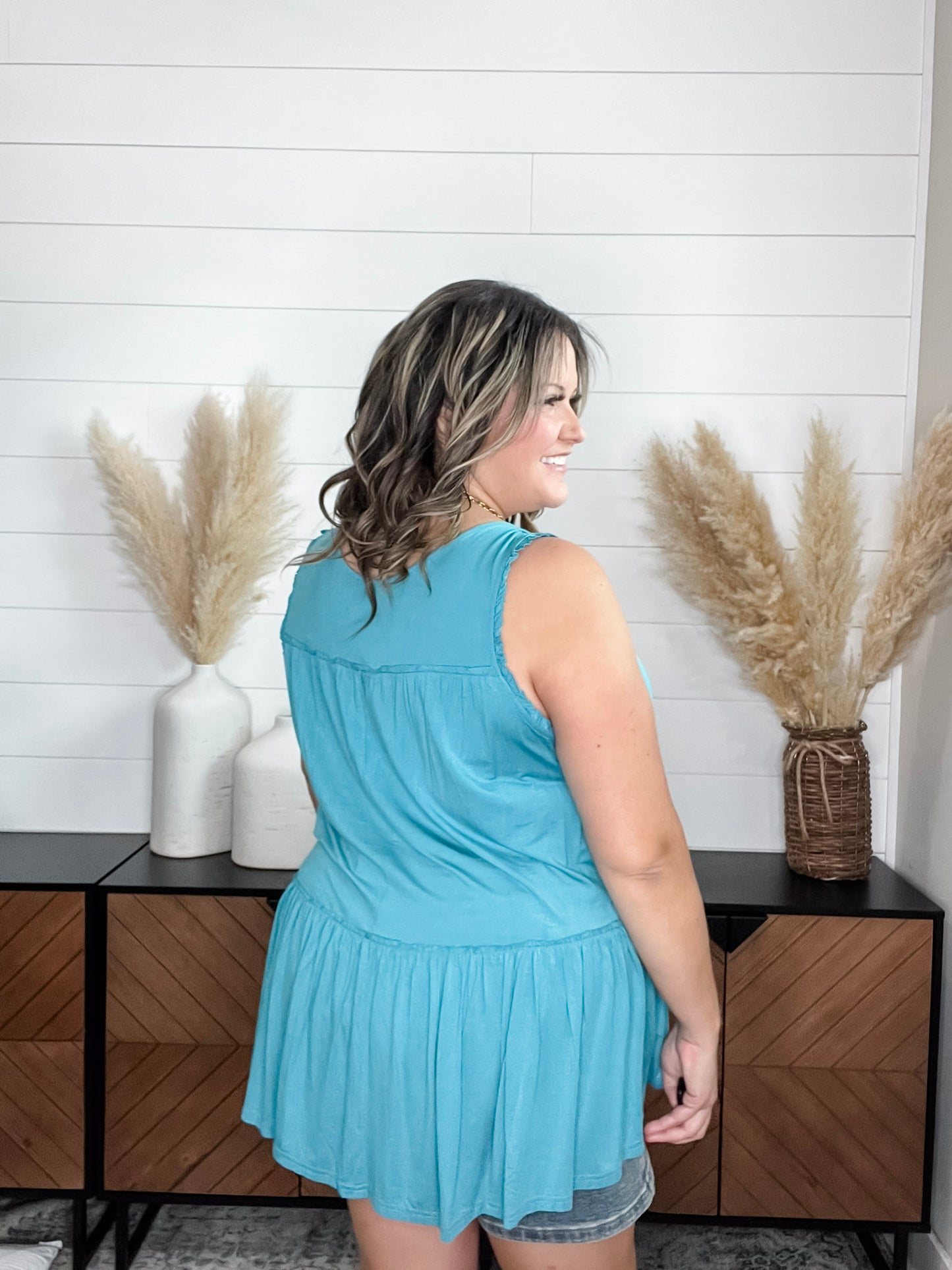 "Maine" Oversized Ruffle Tank