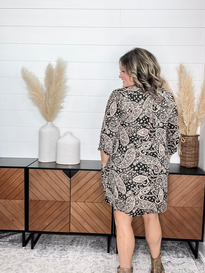 Dear Scarlett "Lithium" 3/4 Sleeve Split Neck Dress with Pockets