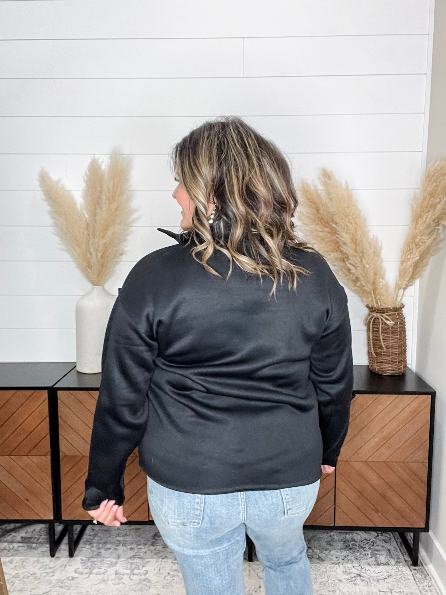 Long Sleeve Split Neck Sweatshirt (Black)