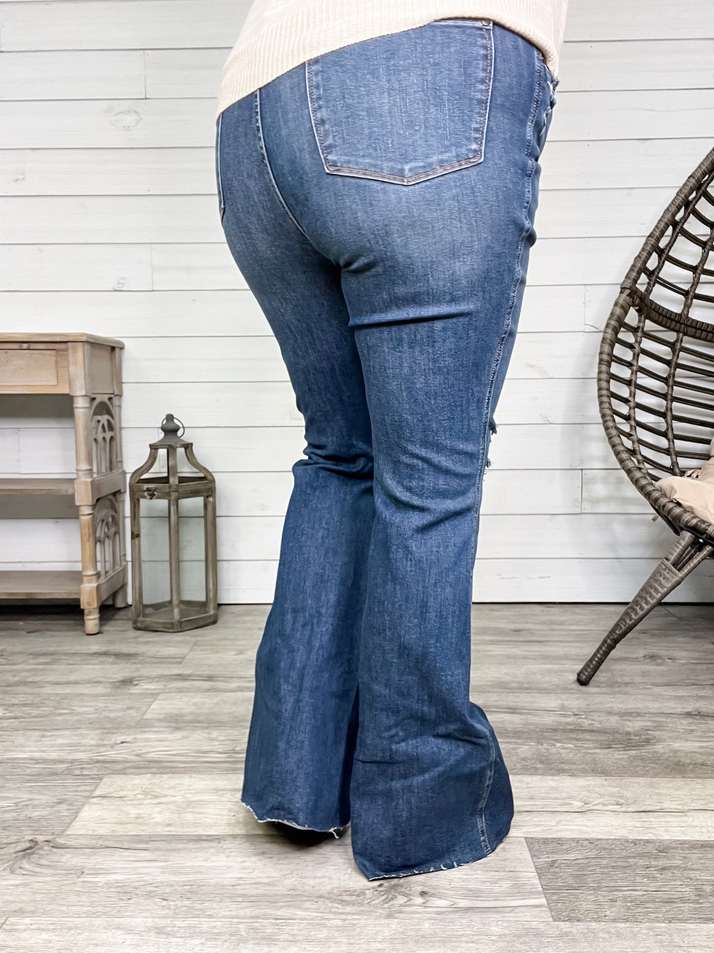 Judy Blue "Why Oh Wyoming" Tummy Control Flares