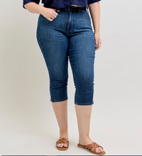 Judy Blue "Rumi" Tummy Control Dark Wash Capris